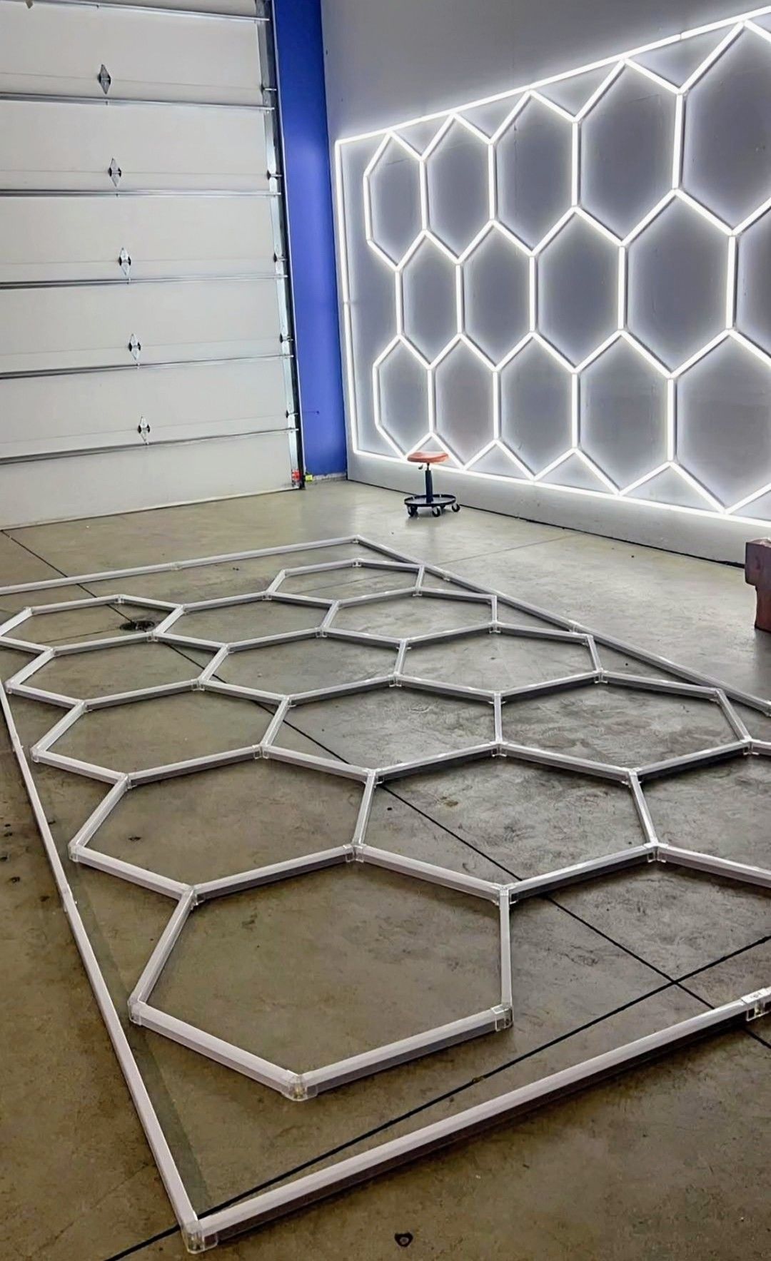 14 Hex Grid/Border (15.67' x 7.92')